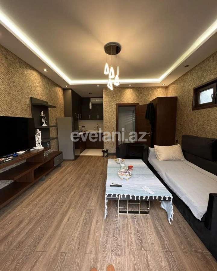 Satılır, həyət evi / bağ, 2 otaqlı, 100 m², Bakı, Xəzər r, Şüvəlan q, Koroğlu m.