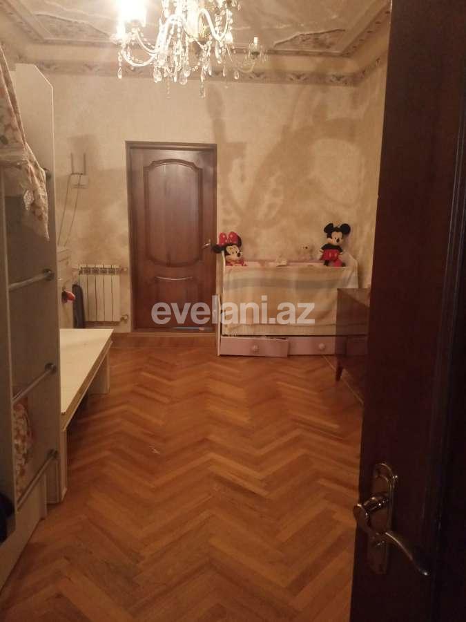 Satılır, köhnə tikili, 5 otaqlı, 110 m², Bakı, Binəqədi r, 6-cı mikrorayon q, Nəsimi m.