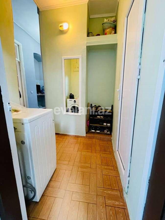 Satılır, köhnə tikili, 3 otaqlı, 62 m², Bakı, Nəsimi r.