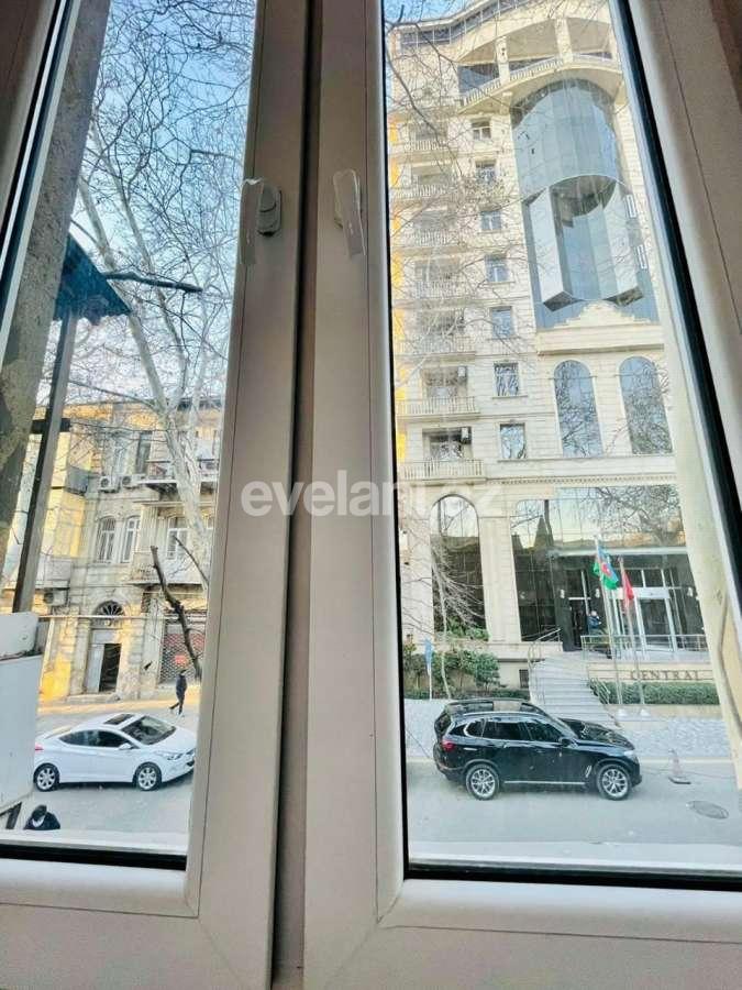 Satılır, köhnə tikili, 3 otaqlı, 62 m², Bakı, Nəsimi r.