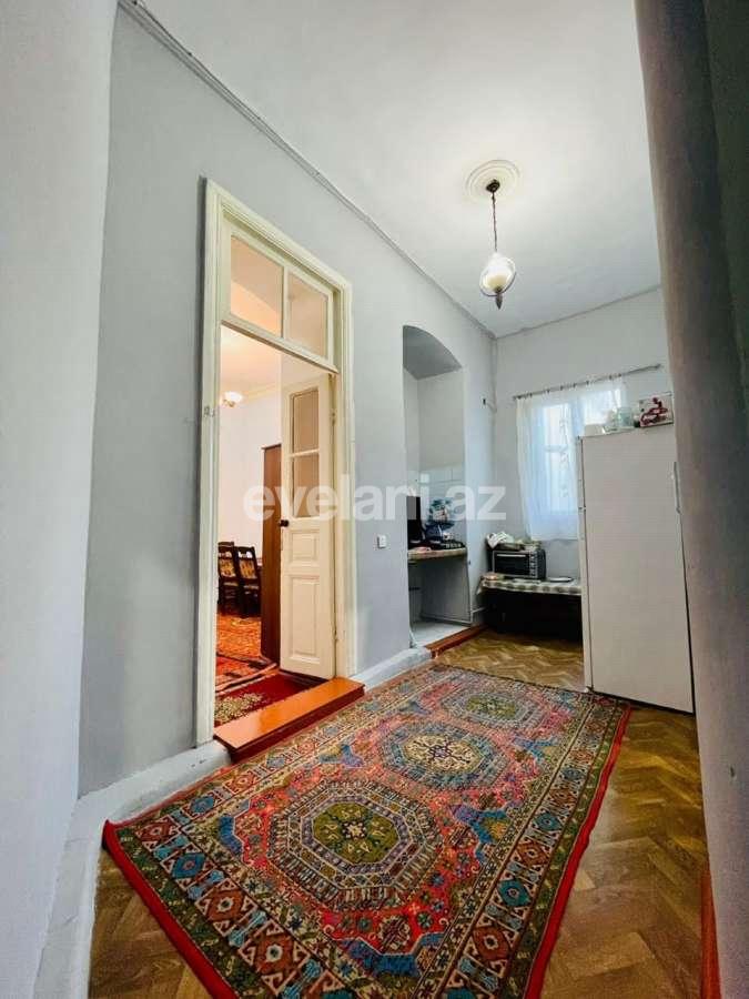 Satılır, köhnə tikili, 3 otaqlı, 62 m², Bakı, Nəsimi r.