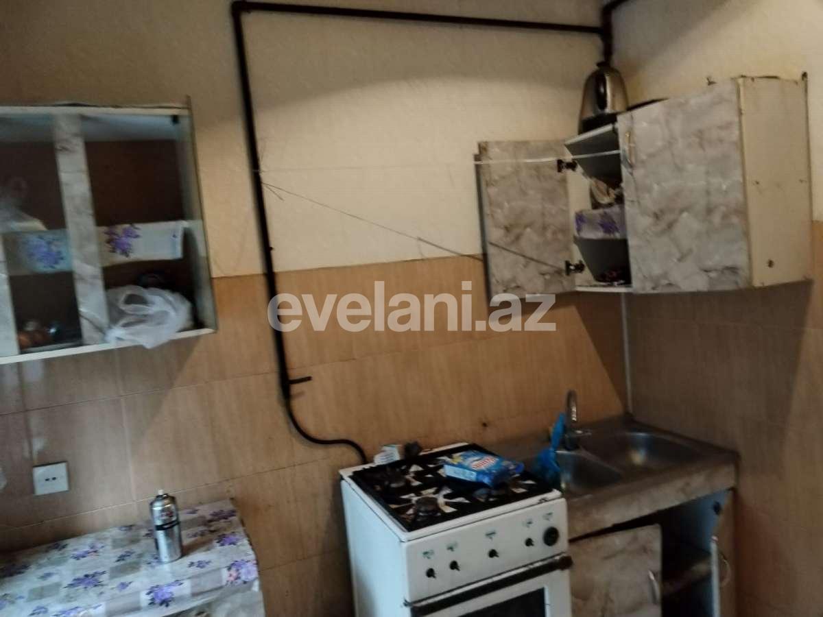 Satılır, köhnə tikili, 3 otaqlı, 72.1 m², Bakı, Nizami r, 8-ci kilometr q, Neftçilər m.