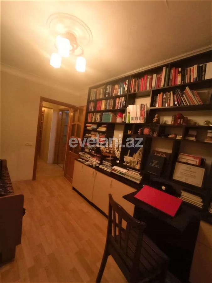 Satılır, köhnə tikili, 3 otaqlı, 58.2 m², Bakı, Nizami r, Qara Qarayev m.