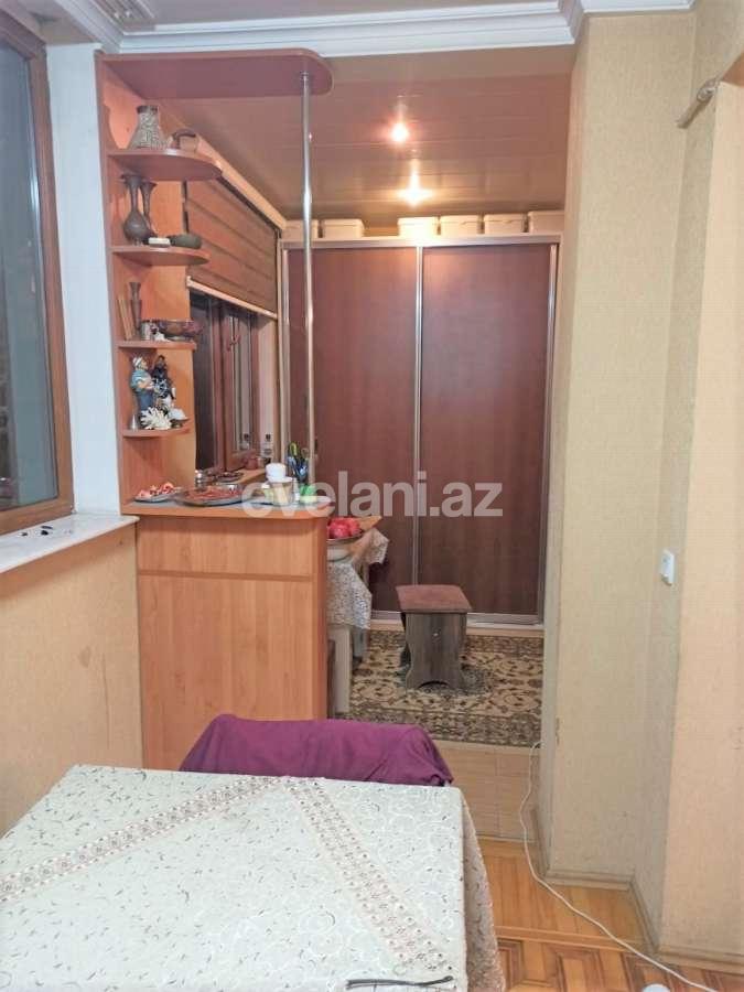 Satılır, köhnə tikili, 3 otaqlı, 70 m², Bakı, Nizami r, 8-ci kilometr q, Qara Qarayev m.