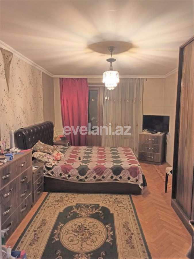 Satılır, köhnə tikili, 3 otaqlı, 70 m², Bakı, Nizami r, 8-ci kilometr q, Qara Qarayev m.