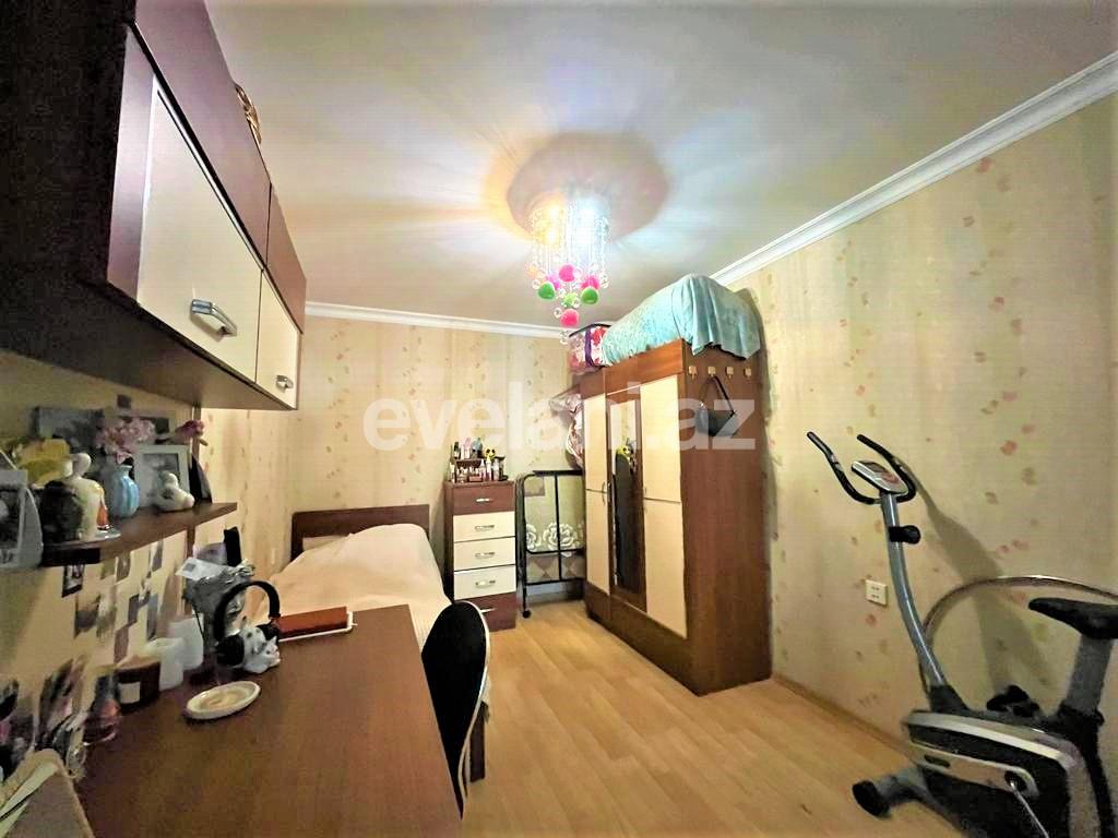 Satılır, köhnə tikili, 3 otaqlı, 80 m², Bakı, Nizami r, Neftçilər m.