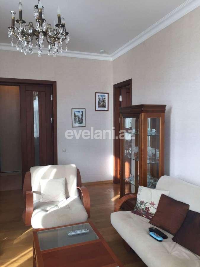 Satılır, köhnə tikili, 3 otaqlı, 80 m², Bakı, Səbail r, Sahil m.