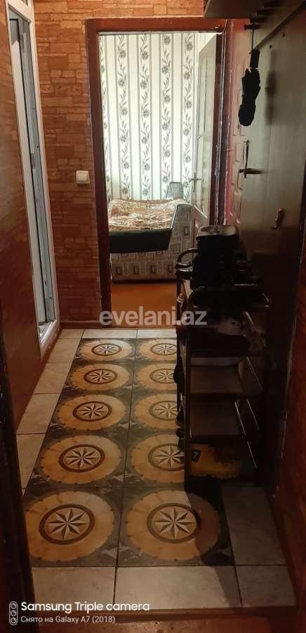 Satılır, köhnə tikili, 2 otaqlı, 50 m², Bakı, Nəsimi r, 3-cü mikrorayon q, Memar Əcəmi m.