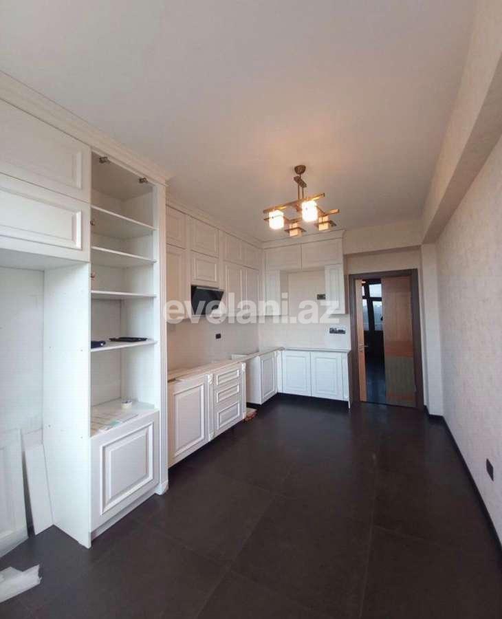 Satılır, yeni tikili, 4 otaqlı, 180 m², Bakı, Səbail r, Badamdar q.