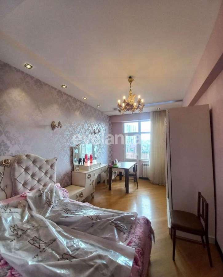 Satılır, yeni tikili, 4 otaqlı, 180 m², Bakı, Səbail r, Badamdar q.
