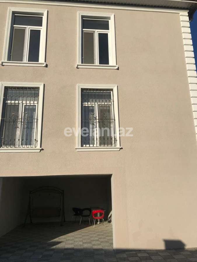 Satılır, həyət evi / bağ, 4 otaqlı, 240 m², Bakı, Abşeron r, Novxanı q.
