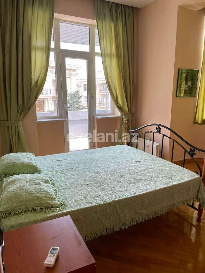 Kirayə verilir, köhnə tikili, 4 otaqlı, 120 m², Bakı, Səbail r, İçəri Şəhər m.