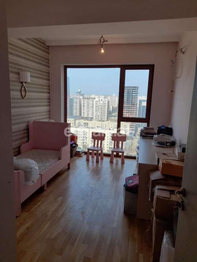 Продаётся, новостройка, 4-комнаты, 194 m², Баку, Хатаинский r, Аг шехер p, Шах Исмаил Хатаи m.