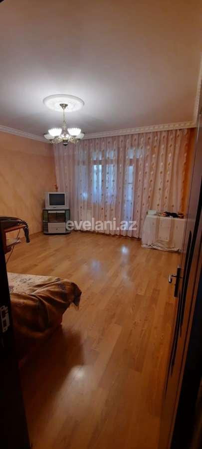 Satılır, köhnə tikili, 3 otaqlı, 55 m², Sumqayıt, 8-ci mikrorayon r.