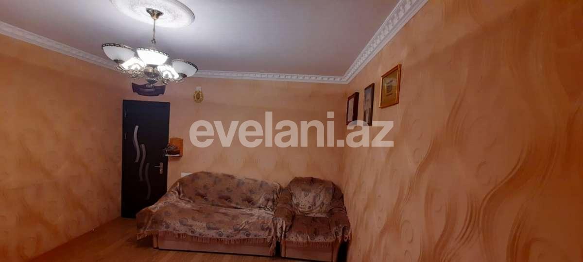 Satılır, köhnə tikili, 3 otaqlı, 55 m², Sumqayıt, 8-ci mikrorayon r.