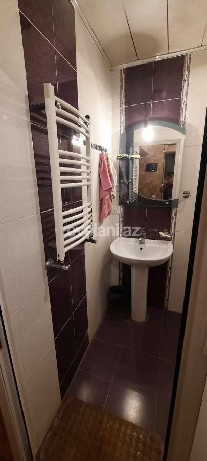 Satılır, köhnə tikili, 3 otaqlı, 55 m², Sumqayıt, 8-ci mikrorayon r.