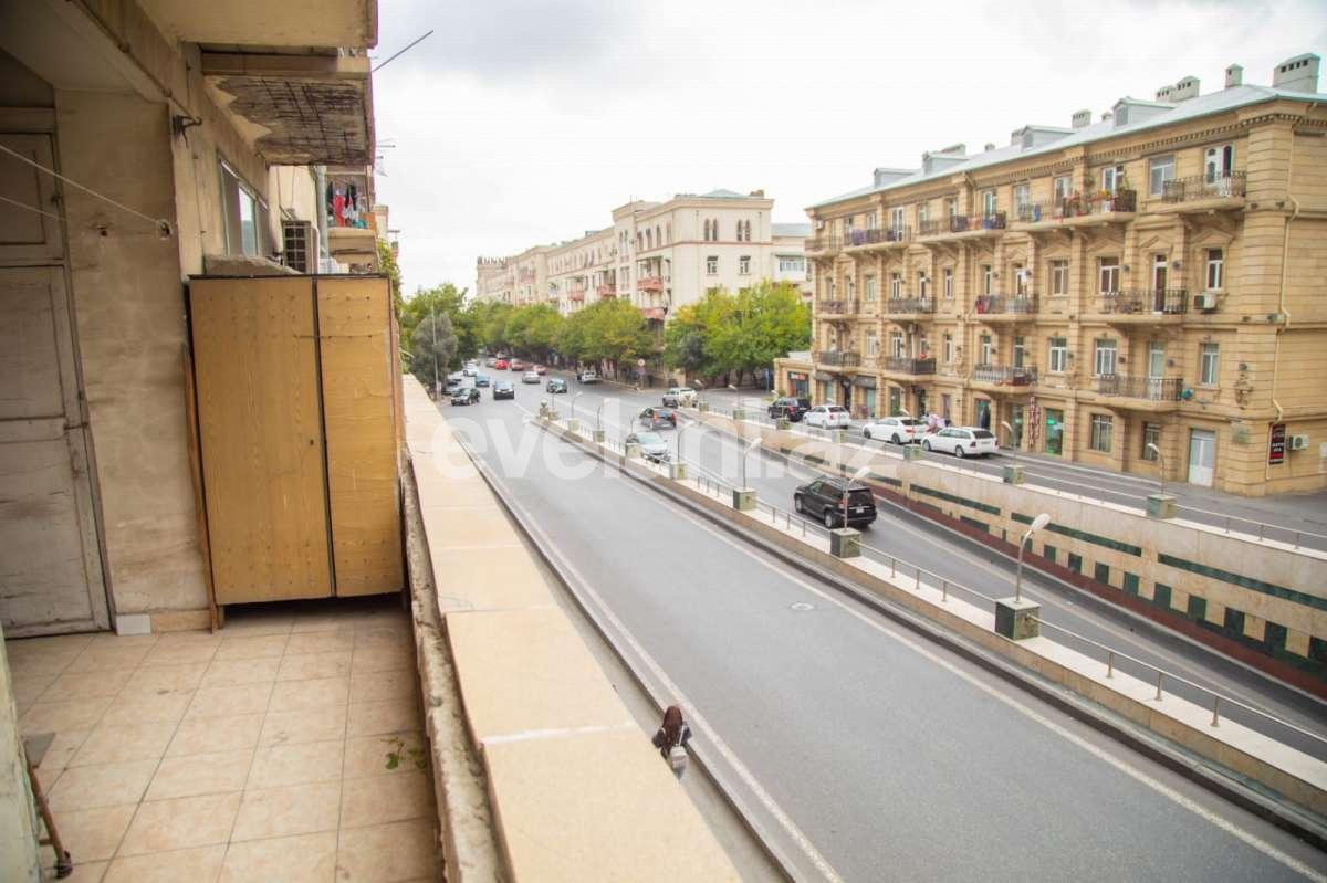 Satılır, köhnə tikili, 3 otaqlı, 60 m², Bakı, Nərimanov r, Nəriman Nərimanov m.