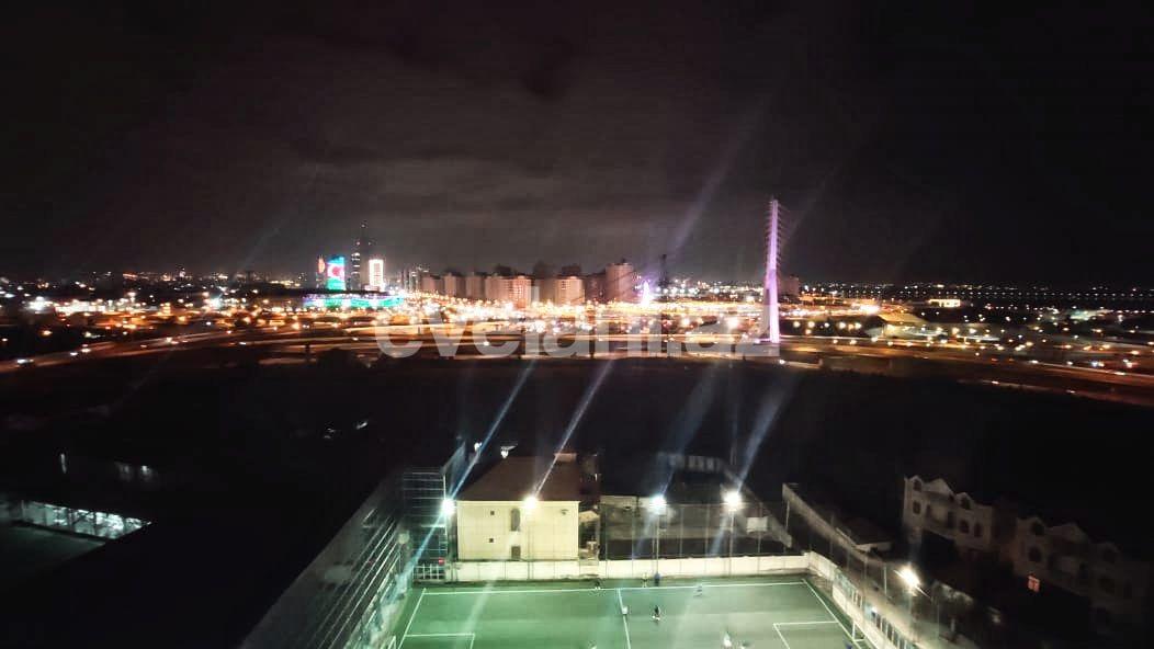 Satılır, yeni tikili, 3 otaqlı, 81 m², Bakı, Nizami r, Qara Qarayev m.