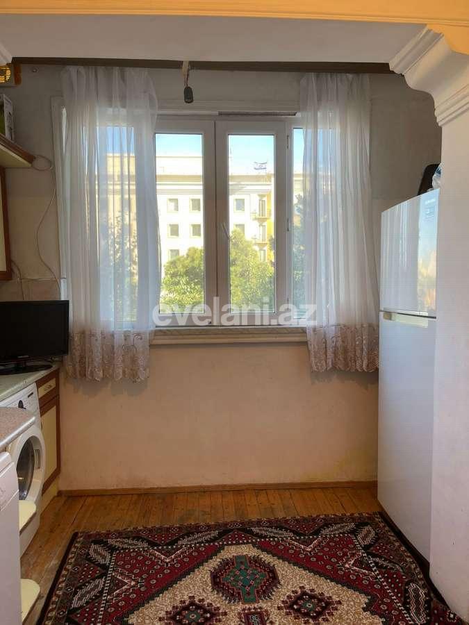 Sale, old building, 3 room, 82 m², Baku, Yasamal r, Yasamal d.