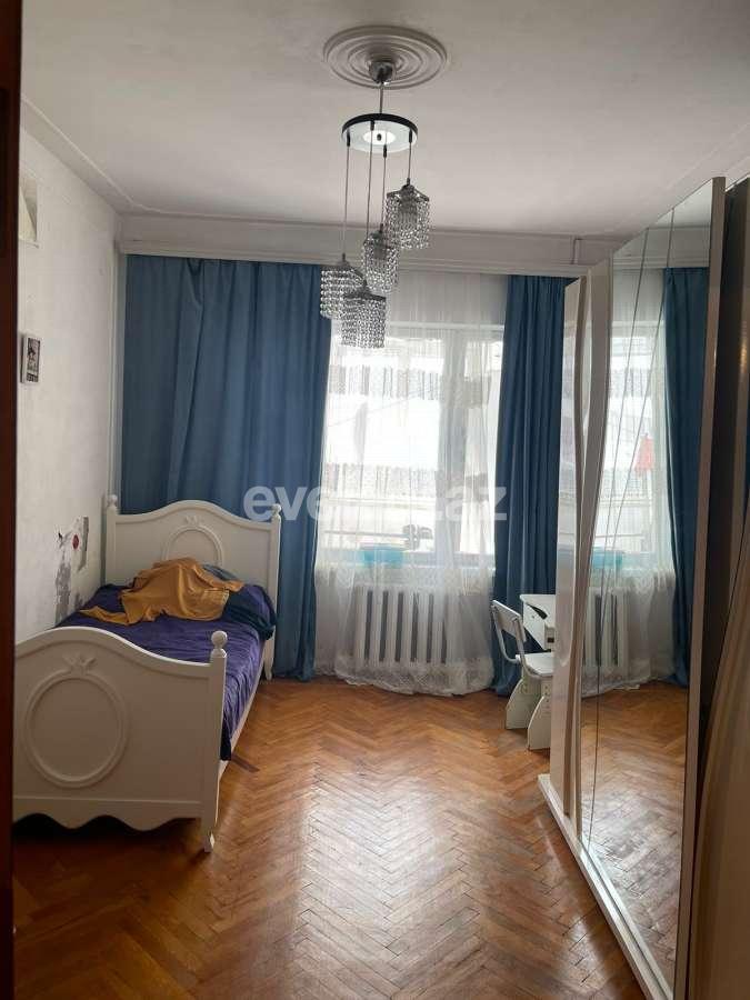 Sale, old building, 3 room, 82 m², Baku, Yasamal r, Yasamal d.