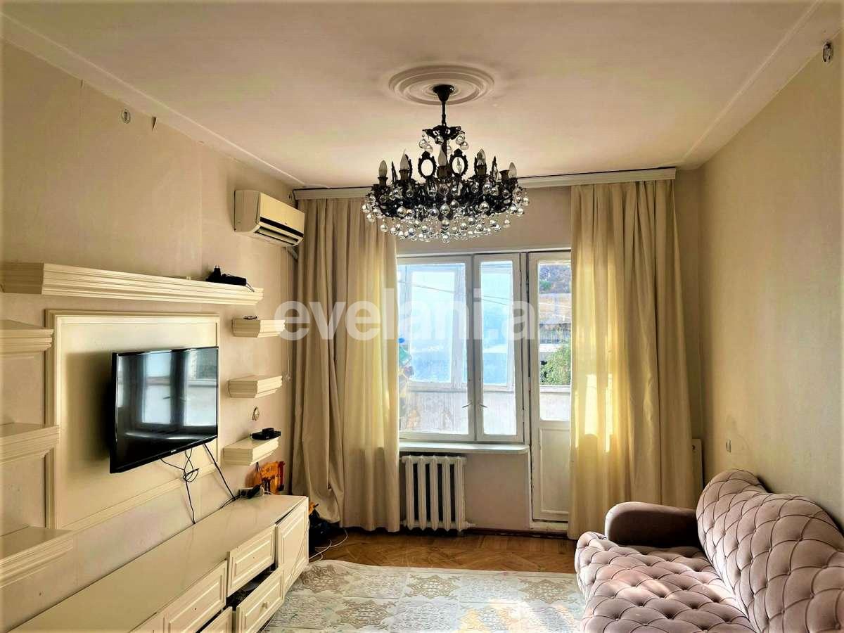 Sale, old building, 3 room, 82 m², Baku, Yasamal r, Yasamal d.