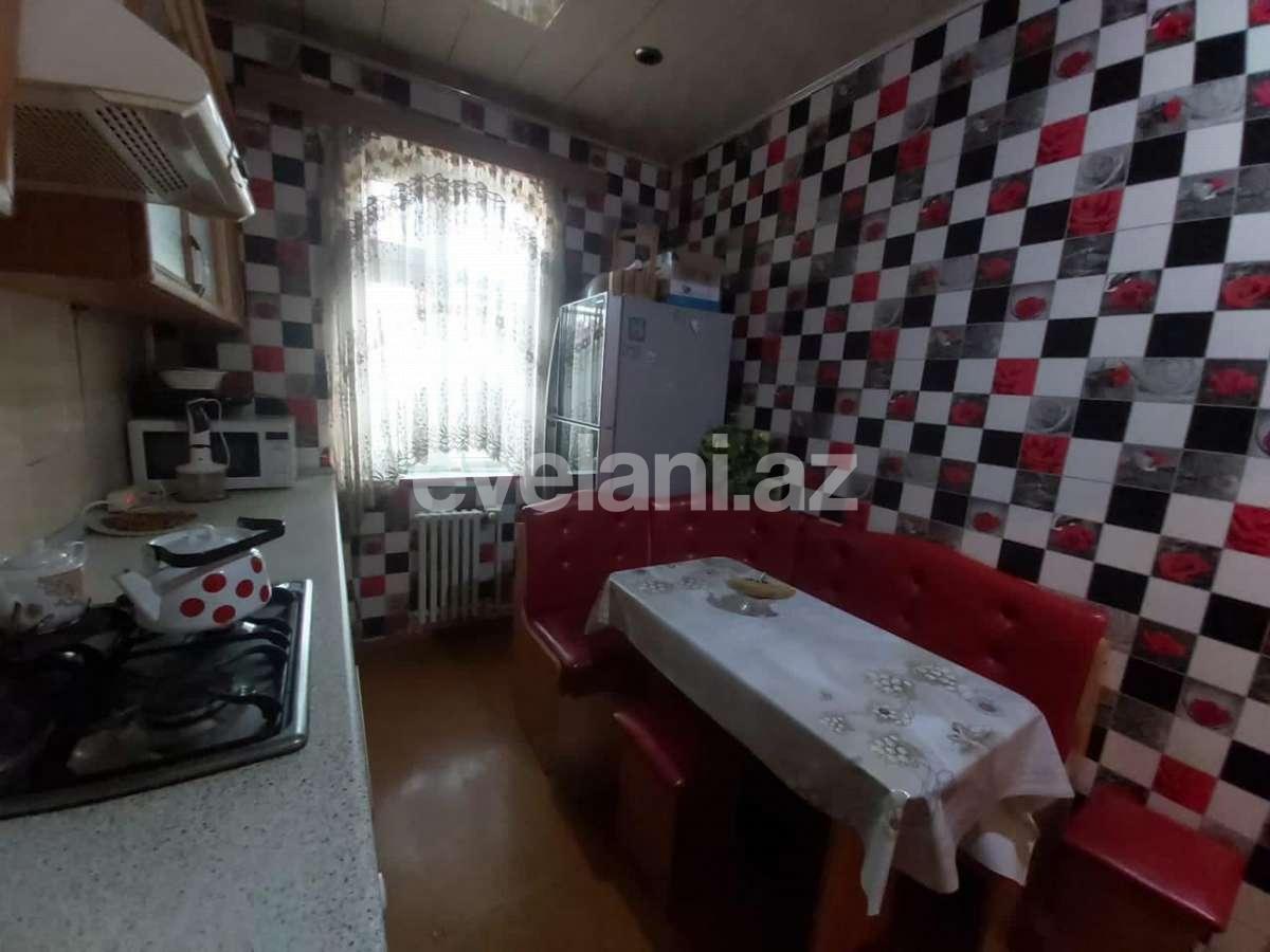 Satılır, köhnə tikili, 3 otaqlı, 63 m², Sumqayıt, 9-cu mikrorayon r.