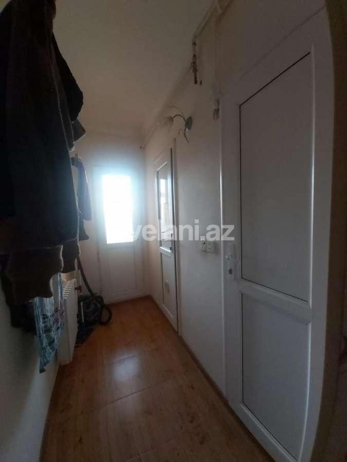 Satılır, köhnə tikili, 3 otaqlı, 63 m², Sumqayıt, 9-cu mikrorayon r.