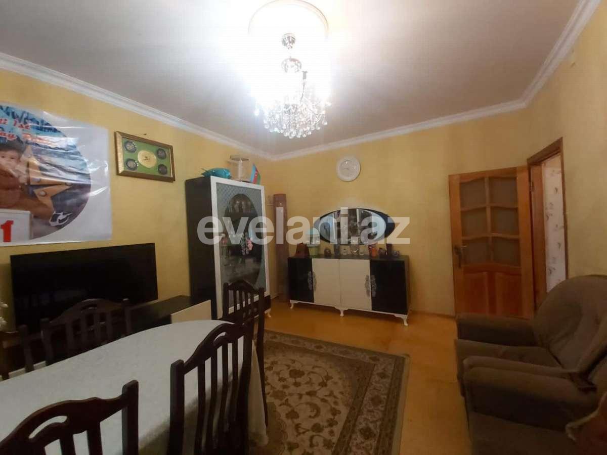 Satılır, köhnə tikili, 3 otaqlı, 63 m², Sumqayıt, 9-cu mikrorayon r.