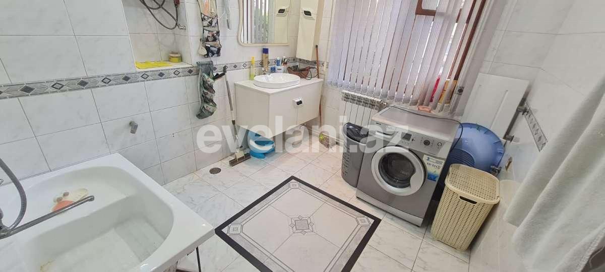 Satılır, köhnə tikili, 4 otaqlı, 120 m², Bakı, Yasamal r, Yasamal q, Elmlər Akademiyası m.