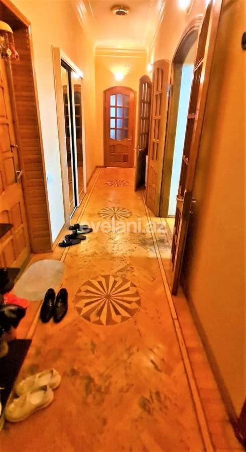 Satılır, köhnə tikili, 4 otaqlı, 120 m², Bakı, Yasamal r, Yasamal q, Elmlər Akademiyası m.