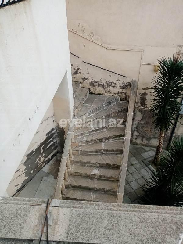 Satılır, villa, 5 otaqlı, 240 m², Bakı, Yasamal r, İnşaatçılar m.