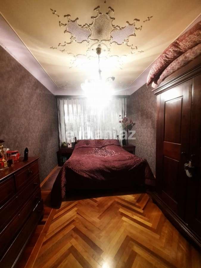 Satılır, köhnə tikili, 4 otaqlı, 100 m², Bakı, Nərimanov r, Nəriman Nərimanov m.