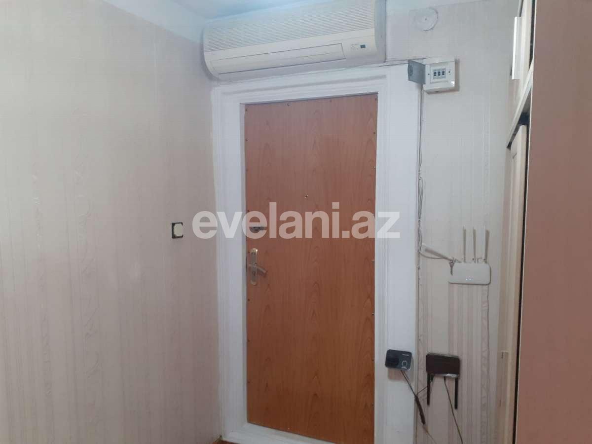 Satılır, köhnə tikili, 3 otaqlı, 70 m², Bakı, Nizami r, Xalqlar Dostluğu m.
