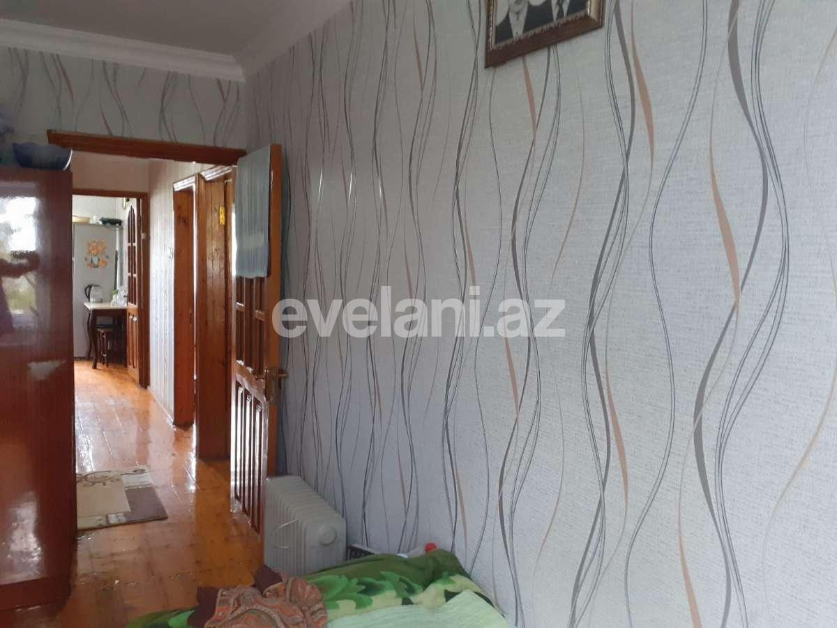 Satılır, köhnə tikili, 3 otaqlı, 70 m², Bakı, Nizami r, Xalqlar Dostluğu m.