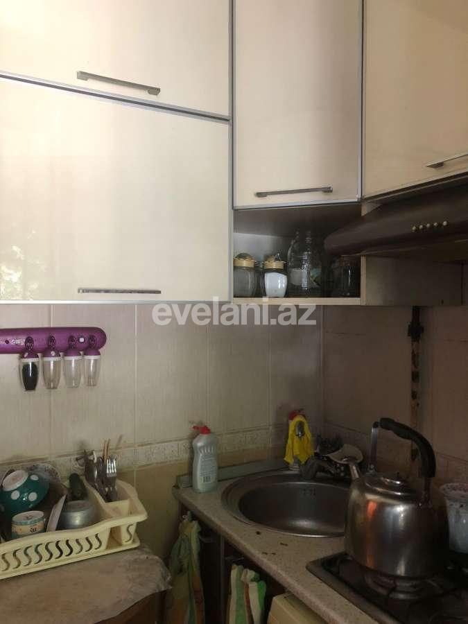 Satılır, köhnə tikili, 2 otaqlı, 53 m², Bakı, Binəqədi r, 9-cu mikrorayon q, Memar Əcəmi m.