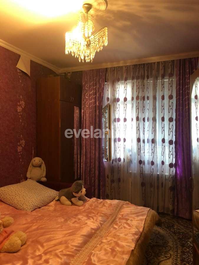 Satılır, köhnə tikili, 2 otaqlı, 53 m², Bakı, Binəqədi r, 9-cu mikrorayon q, Memar Əcəmi m.