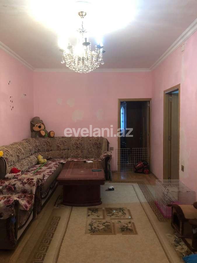 Satılır, köhnə tikili, 2 otaqlı, 53 m², Bakı, Binəqədi r, 9-cu mikrorayon q, Memar Əcəmi m.