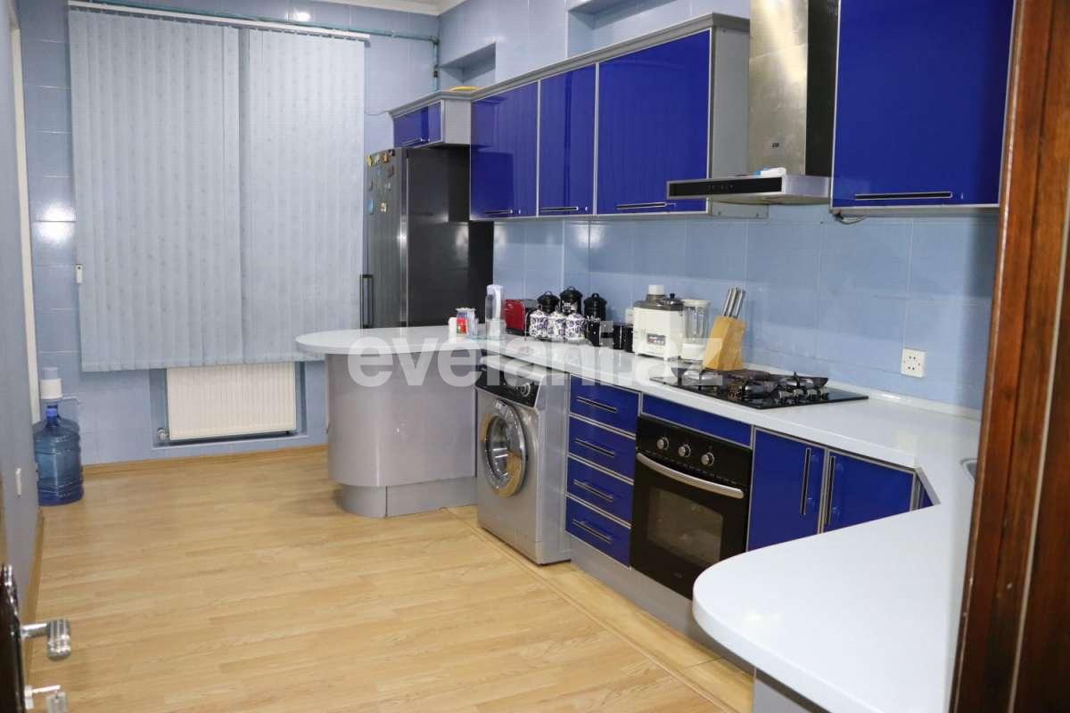 Satılır, yeni tikili, 3 otaqlı, 98 m², Bakı, Nizami r, 8-ci kilometr q, Neftçilər m.