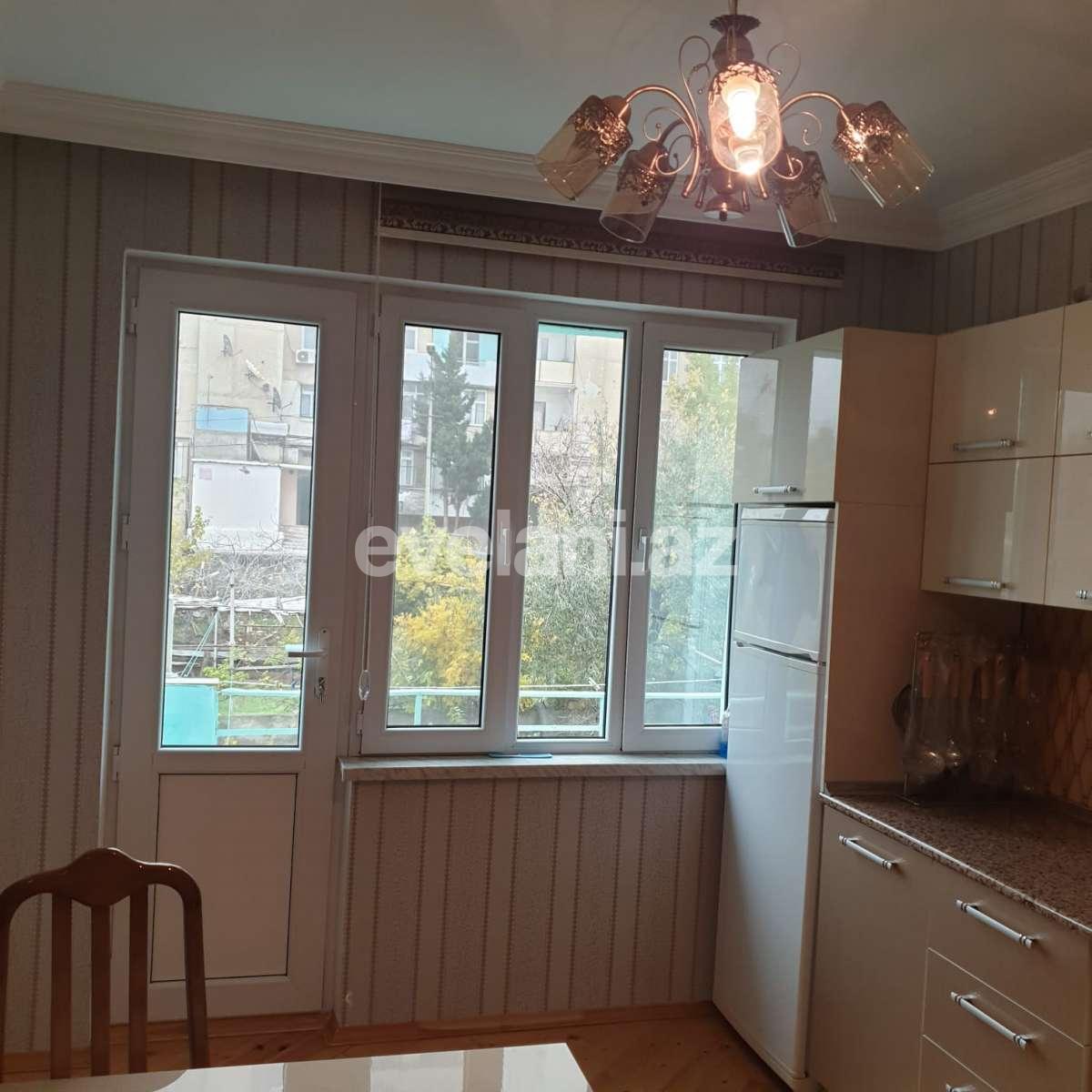 Satılır, köhnə tikili, 2 otaqlı, 45 m², Bakı, Xətai r, Həzi Aslanov q, Həzi Aslanov m.
