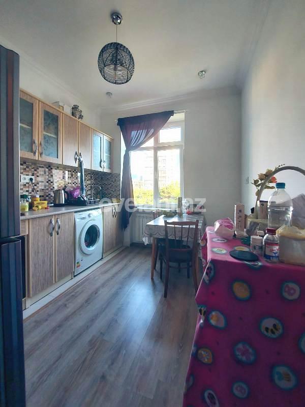 Sale, old building, 2 room, 60 m², Baku, Nasimi r, 28 may m.