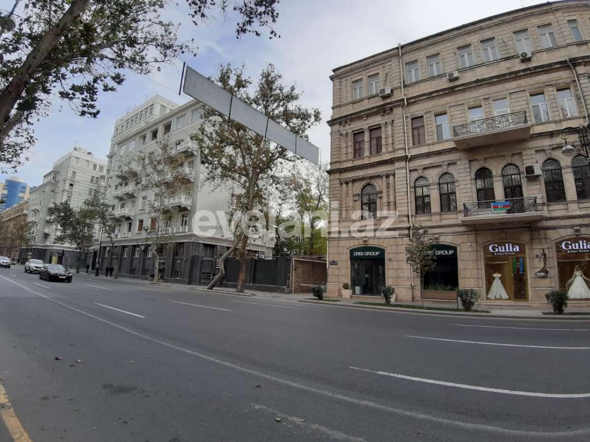 Продаётся, вторичка, 3-комнаты, 100 m², Баку, Сабаильский r, Сахил m.