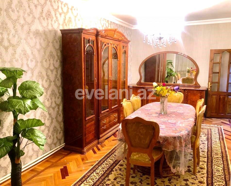 Kirayə verilir, köhnə tikili, 4 otaqlı, 120 m², Bakı, Binəqədi r, 8-ci mikrorayon q, Azadlıq prospekti m.