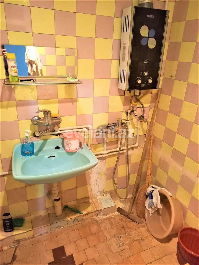 Satılır, köhnə tikili, 3 otaqlı, 70 m², Bakı, Xətai r, Əhmədli q, Əhmədli m.