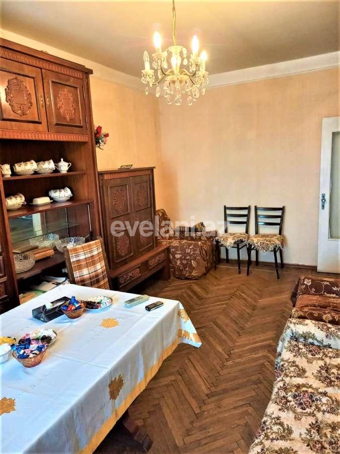 Satılır, köhnə tikili, 3 otaqlı, 70 m², Bakı, Xətai r, Əhmədli q, Əhmədli m.