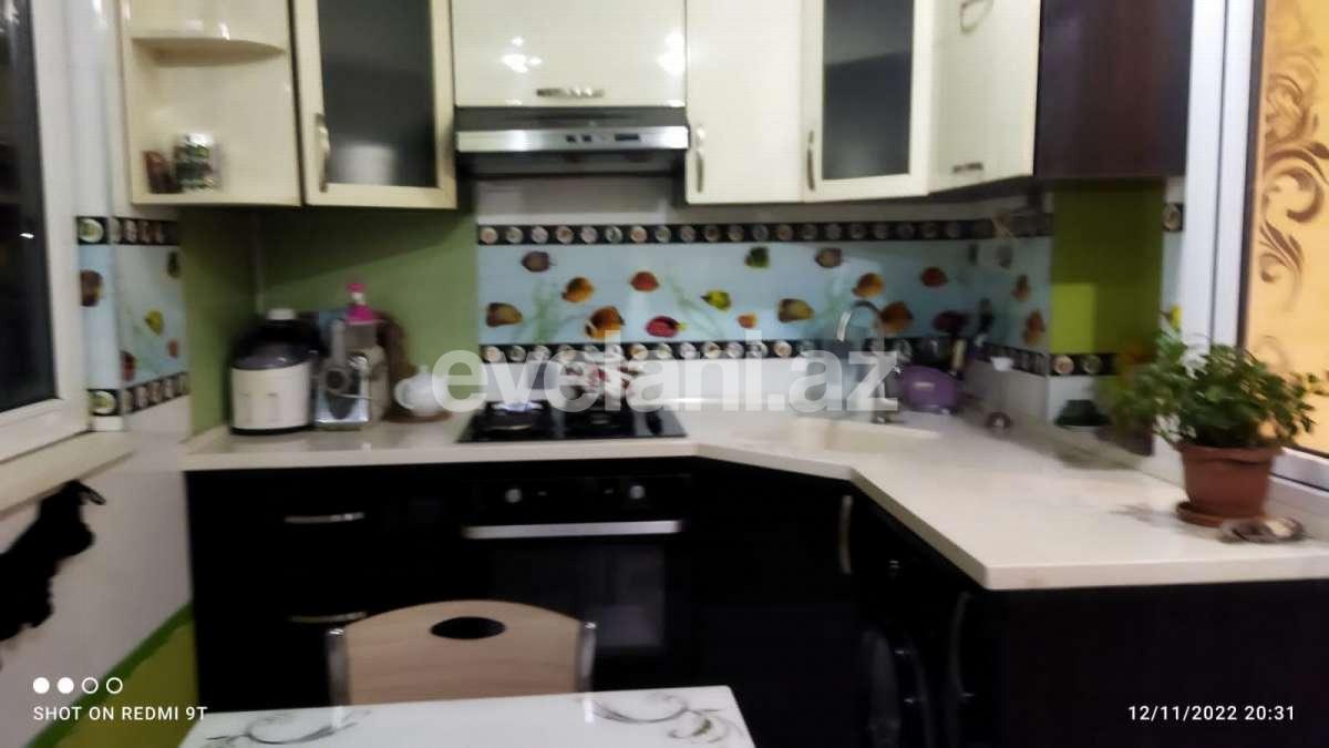 Satılır, köhnə tikili, 3 otaqlı, 60 m², Bakı, Nizami r, Qara Qarayev m.