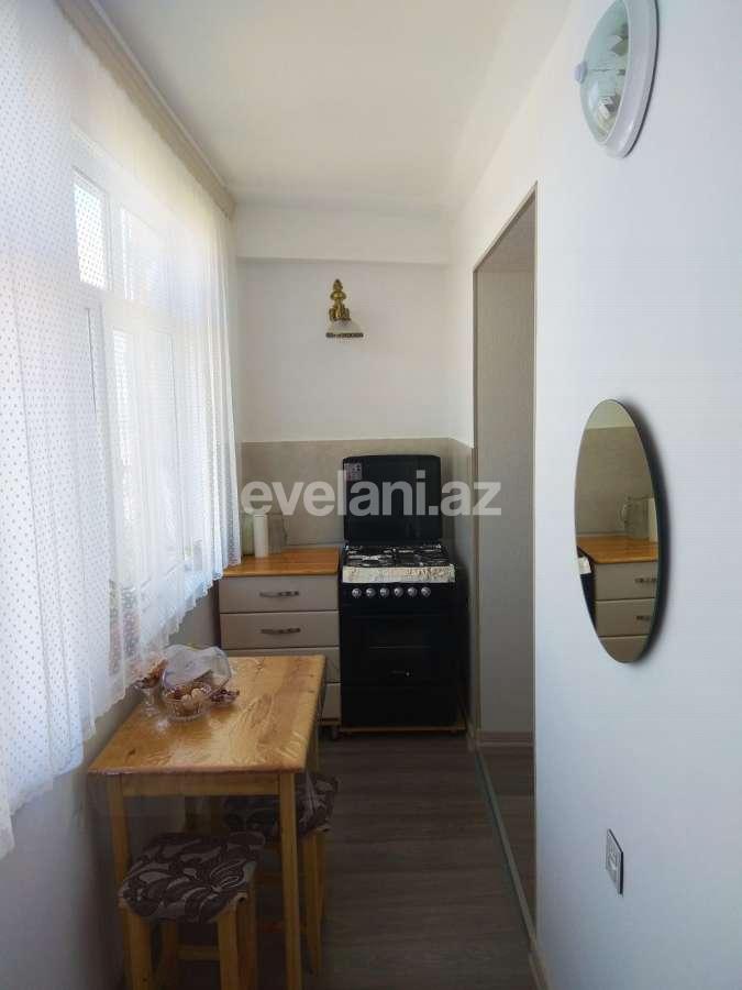 Satılır, köhnə tikili, 2 otaqlı, 75 m², Bakı, Səbail r, Badamdar q.