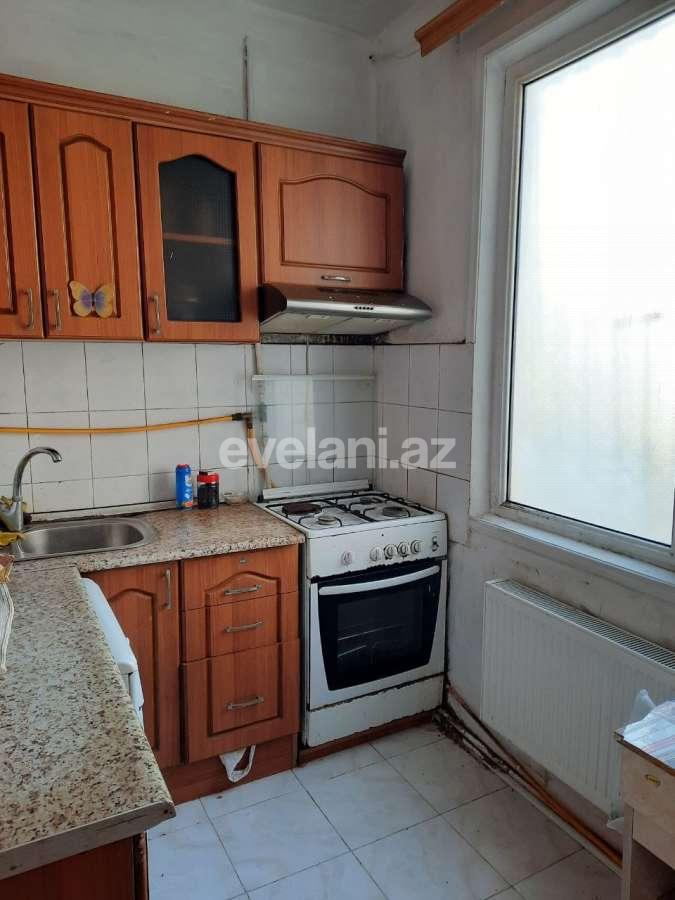 Satılır, köhnə tikili, 2 otaqlı, 50 m², Bakı, Binəqədi r, Nəsimi m.