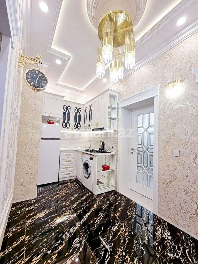 Satılır, yeni tikili, 2 otaqlı, 70 m², Bakı, Nizami r.