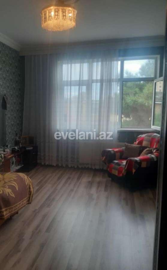 Satılır, köhnə tikili, 3 otaqlı, 55 m², Bakı, Nəsimi r, Memar Əcəmi m.