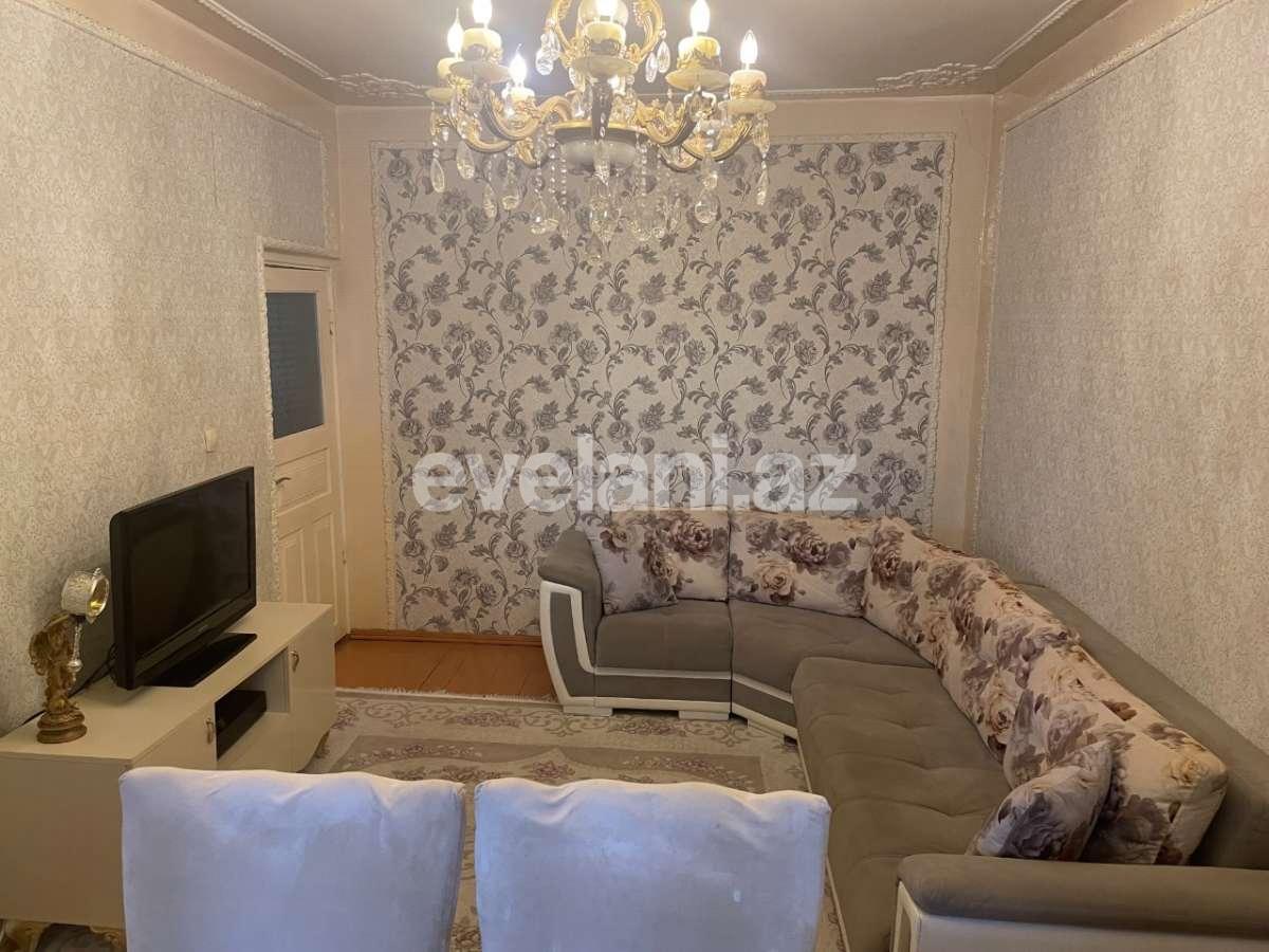 Satılır, köhnə tikili, 4 otaqlı, 90 m², Bakı, Suraxanı r, Yeni Günəşli q.
